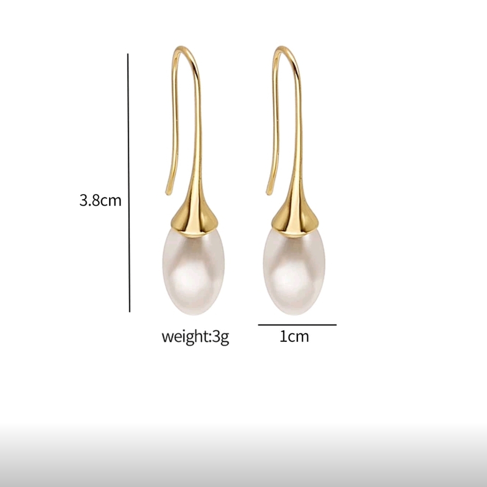 Elegant Gold and White Pearl Drop Earrings - Picture 5 of 5